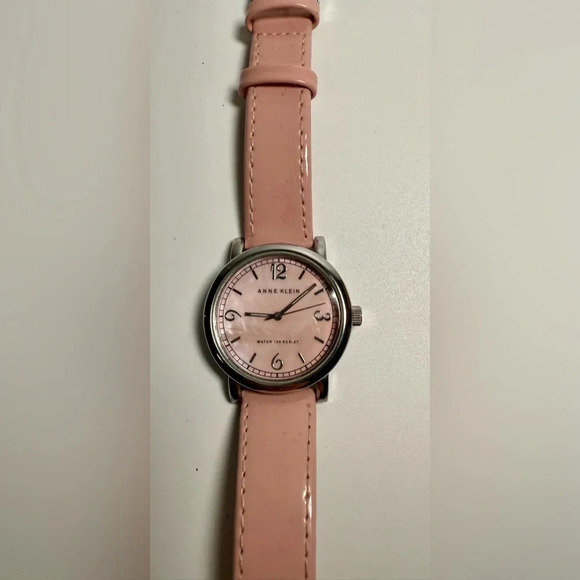 Anne Klein Womens Watch 38mm Oval Dial Pink Leather needs new Battery - Picture 5 of 10